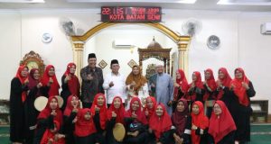 Gubernur Ansar Hadiri Undangan Halal-Bihalal di Batu Aji