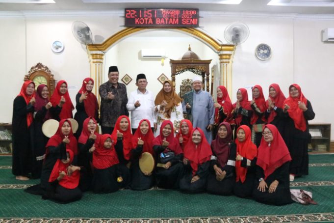 Gubernur Ansar Hadiri Undangan Halal-Bihalal di Batu Aji