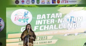 Dukung Peningkatan Sektor Pariwisata, Muhammad Rudi Terima Penghargaan Indonesia Visioner Leader