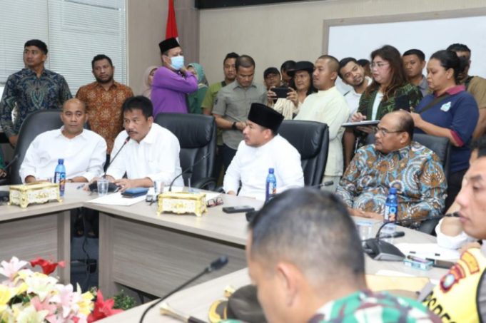 Walikota Batam Temui Aliansi Mahasiswa Terkait Persoalan Rempang
