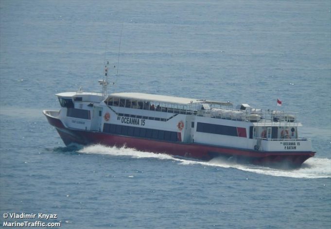 Kapal Ferry Tujuan Punggur – Tanjung Pinang Alami Mati Mesin di Tengah Laut
