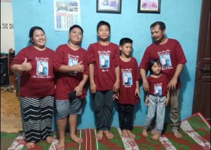 Lionel Efraim, Petinju Kepri yang tak Canggung Antar Ibunda ke Pasar