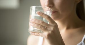 Tujuh Manfaat Minum Air Putih usai Bangun Tidur