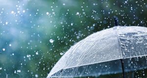 Beberapa Hari Kedepan Cuaca Batam Hujan Disertai Angin Kencang