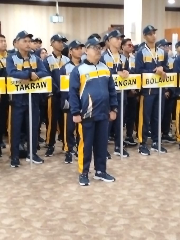 Targetkan Penambahan Cabor Lolos PON, Gubernur Kepri Lepas Kontingen Porwil XI