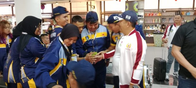 Ketum KONI Kepri Semangati dan Berikan Dukungan Kepada Atlet yang Berlaga di Porwil XI Riau 2023