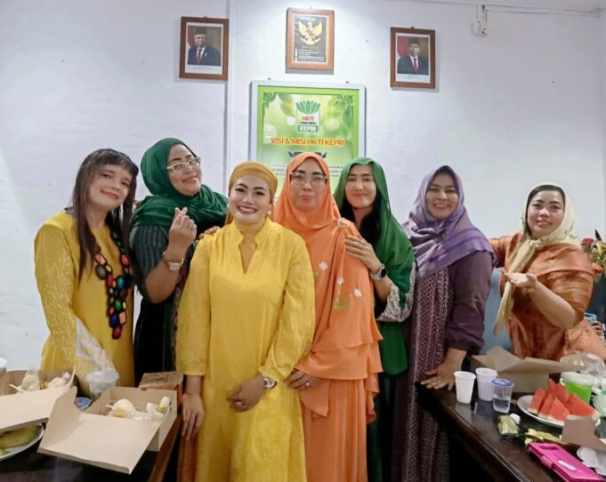 Momen Ramadhan 1445 H, DPD Perempuan Tani HKTI Kepri Gelar Buka Puasa Bersama dan Santunan