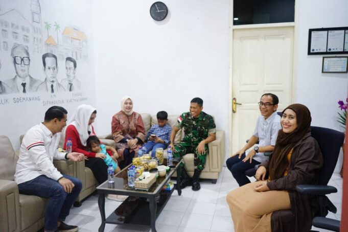 Halal Bihalal, Ketua PWI Kepri Terima Kunjungan Komandan Lanud RHF dan Wakil Bupati Bintan