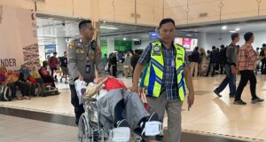 Bikin Heboh, Penumpang Batik Air ini Mendadak Jatuh Sakit saat Tiba di Batam, Ini Langkah Cepat Kapolda