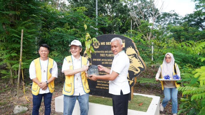 BP Batam Lions Club Indonesia Kolaborasi Hijaukan Waduk Sei Ladi