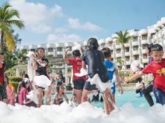 Mandi Busa plus Istana Balon di HARRIS Resort Waterfront Batam Seru Habiis!