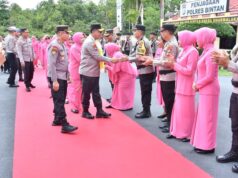 Kunjungan ke Polres Bintan, Kapolda Kepri Irjen Pol Yan Fitri Ajak Rangkul dan Beri Pelayanan Terbaik ke Masyarakat