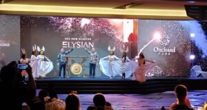 Grand Launching Cluster Elysian, Orchard Park Batam Diisi Performance Penyanyi Dellon