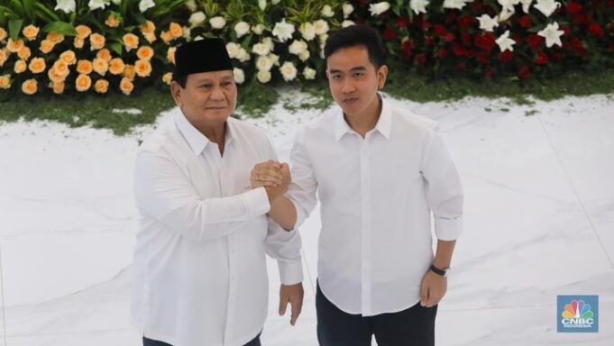 PDIP Minta Prabowo Stop Tambah Utang RI, Sri Mulyani Komentar Begini