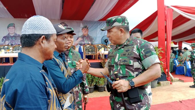 Komandan KOREM 033/WP Menutup TMMD ke 120 di Batam Secara Resmi