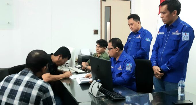 Mendaftar di Partai Hanura dan Demokrat, Haji Maryon Maju di Pilkada Batam