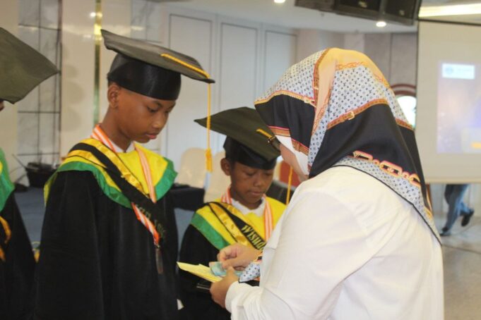 Tasyakuran Angkatan 3 Wisuda Tahfizd SD Juara Batam