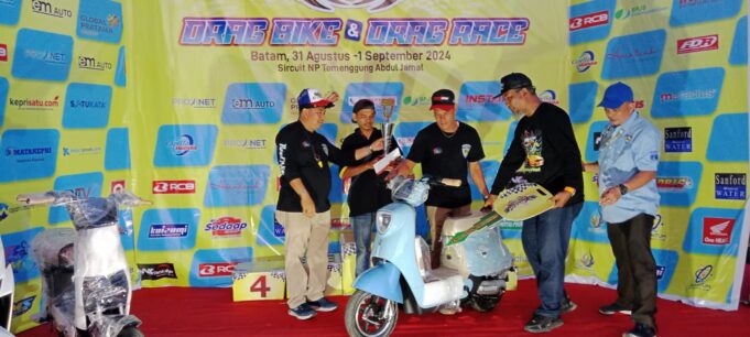Ajang Drag Race di Kejuaraan Road Marking Drag Wars Berlangsung Seru, Mirwan Juara Umum