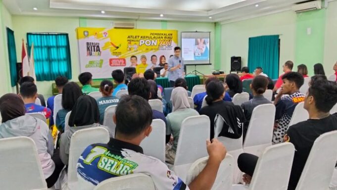 Sekdaprov Kepri Hadir di Pemusatan Latihan Kontingen Kepri, beri Semangat dan Motivasi