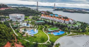 HARRIS Resort Barelang Batam Rayakan Ulang Tahun ke-7, dengan Program CSR Bertema Lingkungan