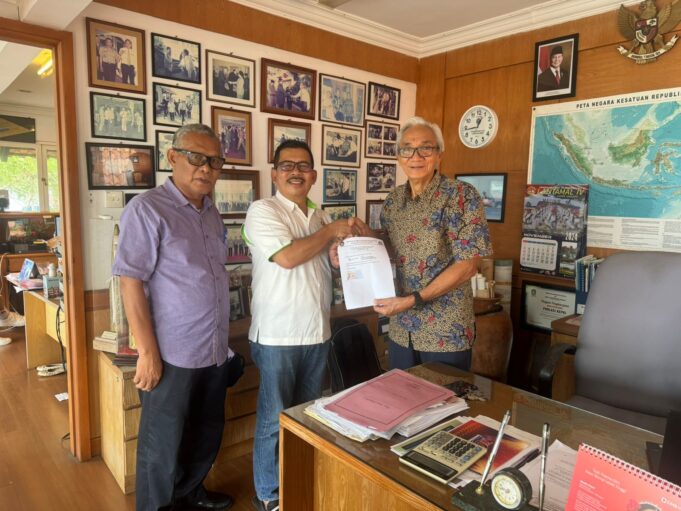 Kantongi 48 Surat Dukungan, Tim Pemenangan Usep RS Siap Masukkan Berkas Pendaftaran