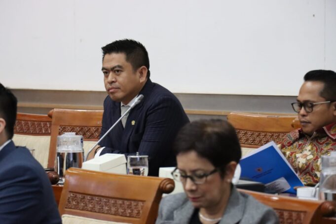 Endipat Wijaya Jabat Ketua Panja Rancangan Undang-undang Ruang Udara Kepri