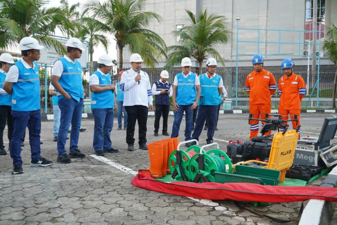PLN Batam Sukses Jaga Keandalan Sistem Kelistrikan pada Hari Raya Natal 2024 dan Tahun Baru 2025