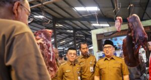 Jelang Ramadhan, Wagub Nyanyang Sidak Pasar Bintan Center dan Gudang Bulog Tanjungpinang