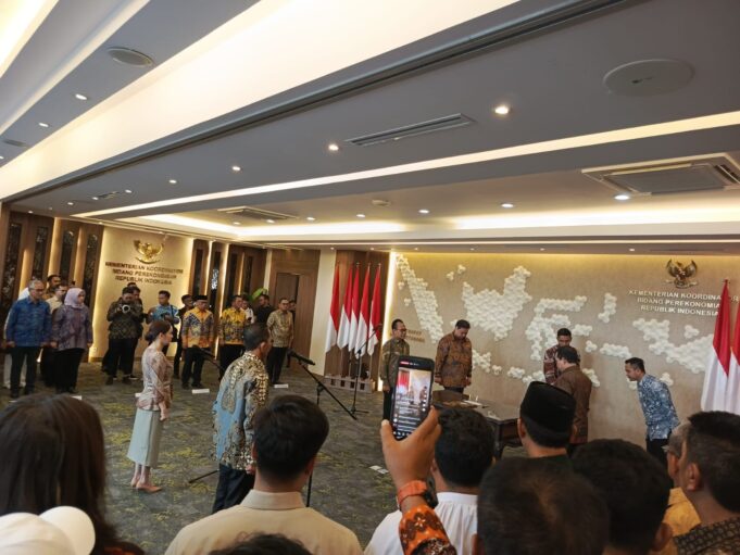 Amsakar Achmad dan Li Claudia Chandra Resmi Jadi Kepala dan Wakil Kepala BP Batam