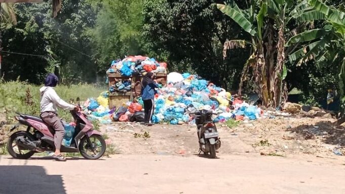 Warga Batam Keluhkan Pengelolaan Sampah: Pengangkutan Lambat, Tercecer hingga Berbau. Ini Saran Ombudsman Kepri