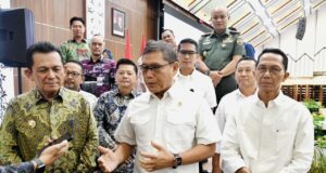 Kepala KSP Pimpin Rakor Program Prioritas Pengembangan Transportasi Laut dan Galangan Kapal di Kota Batam