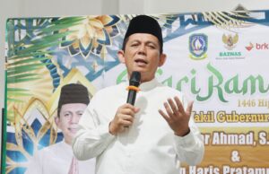 Gubernur Kepri Ansar Ahmad Berbuka Puasa Bersama Masyarakat Kampung Sidomulyo