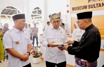 Wagub Nyanyang Dampingi Menbud Fadli Zon saat Kunjungi Museum Sultan Sulaiman Badrul Alamsyah