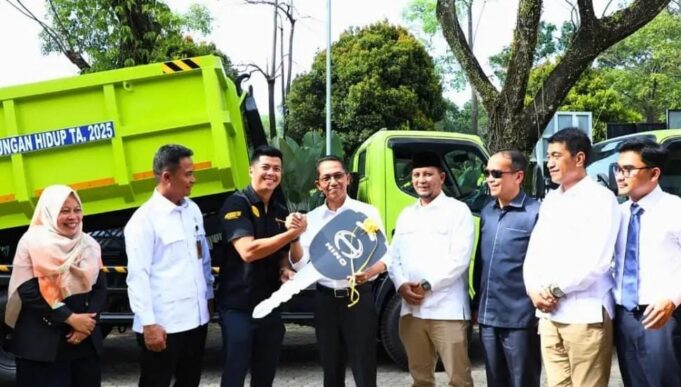 14 Armada Pengangkutan Sampah di Batam Siap Dioperasikan
