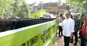 Wali Kota Batam Distribusikan 40 Bin Container untuk Tingkatkan Kebersihan Kota