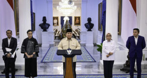 Prabowo Umumkan THR ASN Cair 100 Persen Lengkap dengan Tunjangan