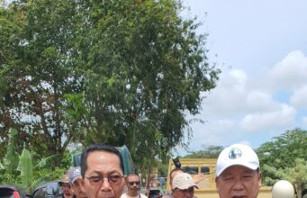 Walikota Batam Tinjau Langsung Sampah Berserakan di Jalan Raya Kelurahan Baloi Permai