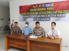 Ops Damai Cartenz Rampungkan Proses Identifikasi Jenazah, 16 Jenazah Sudah Diserahkan ke Keluarga Konferensi pers digelar di RSUD Dekai Kabupaten Yahukimo Rabu (16/4), dengan dihadiri oleh Direktur RSUD Yahukimo Dr. Glenn M. Nutanyo, M.Kes., serta tim medis dari RS Bhayangkara Jayapura.