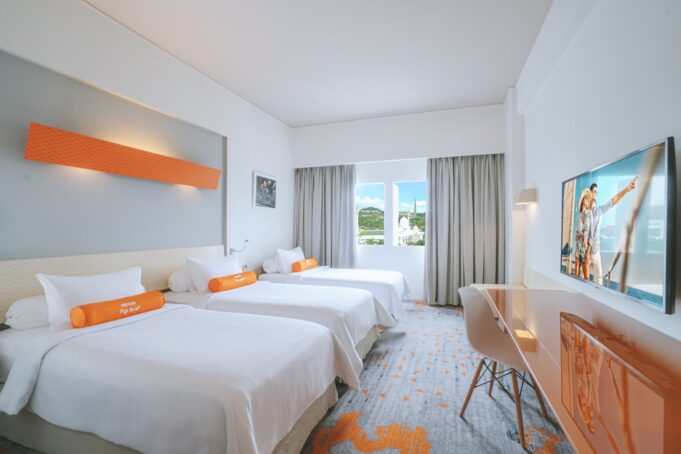 HARRIS Hotel Batam Center Tawarkan Paket Kamar “Triple Package”: Solusi Liburan Ideal untuk Keluarga Teman HARRIS Hotel Batam Center mengambil langkah inovatif dengan meluncurkan paket kamar "Triple Package".