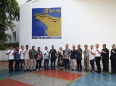 Komisi III DPR Aceh Pelajari Pengembangan KEK dan Pelabuhan di BP Batam Badan Pengusahaan Batam (BP Batam) yang diwakili oleh Anggota/Deputi Bidang Administrasi dan Keuangan, Alexander Zulkarnain menerima kunjungan rombongan Komisi III DPR Aceh