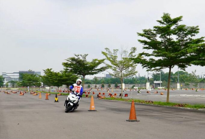 Tampil Gaya Saja Belum Cukup, Kenali Karakter Motor Biar Makin Aman