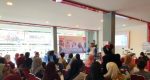 Honda Ajak Perempuan Batam Lebih Peduli Keselamatan Berkendara Lewat Simulasi Interaktif