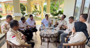 KONI Kabupaten Karimun Rencanakan Event Besar, Dukung Potensi Olahraga dan Pariwisata di Karimun Pengurus KONI Kabupaten Karimun menggelar rapat internal di rumah dinas Bupati Karimun, Iskandarsyah,
