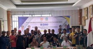 Muslim Usung Semangat Pembaruan, KONI Anambas Siap Naik Kelas Muslim resmi pimpin KONI Kab. Anambas periode 2025-2029. Hadir Bupati Anambas, Aneng beserta jajaran. Foto: Istimewa