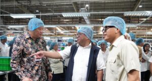 Anggota/Deputi Bidang Investasi dan Pengusahaan BP Batam Belanja Masalah di Kawasan Industri