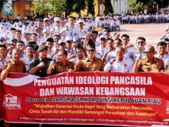 Wagub Nyanyang Buka Kegiatan Perdana Kesbangpol Masuk Sekolah (KEMAS) di SMA Negeri 1 Tanjungpinang Wakil Gubernur Kepulauan Riau, Nyanyang Haris Pratamura secara resmi membuka kegiatan Kesbangpol Masuk Sekolah (KEMAS) yang perdana dilaksanakan di SMA Negeri 1 Tanjungpinang, Senin (5/5).