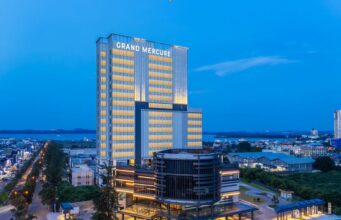 Grand Mercure Hadir di Batam: Perpaduan Keindahan Lokal dan Kenyamanan Modern di Gerbang Pariwisata Regional Grand Mercure, brand unggulan dari jaringan perhotelan internasional Accor yang identik dengan sentuhan budaya dan warisan lokal, kini resmi hadir di jantung Batam.