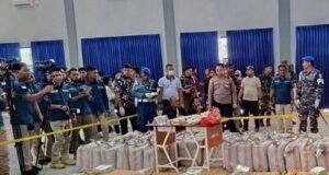 Pemusnahan Ribuan Kilogram Sabu dan Kokain Tangkapan di Perairan Karimun Digelar di Batam