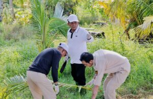 Peringati Hari Lingkungan Hidup Sedunia 2025, Gubernur Ansar Pimpin Gotong Royong di Pulau Penyengat