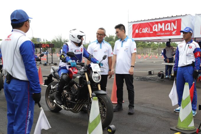 Bangga! Instruktur Safety Riding Capella Honda Sabet Juara 3 Nasional
